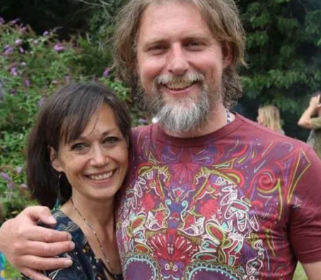 Cleanser MEMORIES Emmerdale star Leah Bracknell's grief stricken single man Jez says he watches old scenes of the cleanser to feel near her 